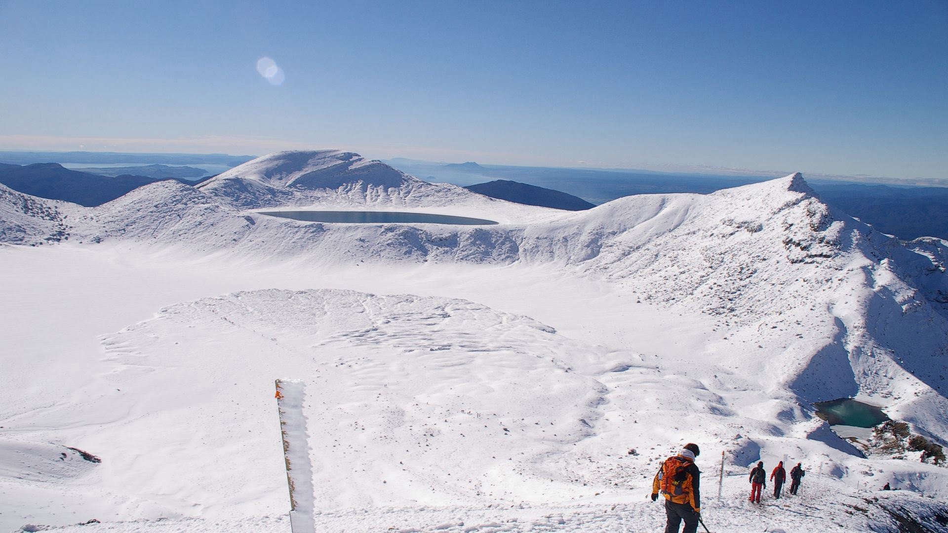 winter-xing-to-emeral-lakes-ruapehu-region - Visit Ruapheu.jpg